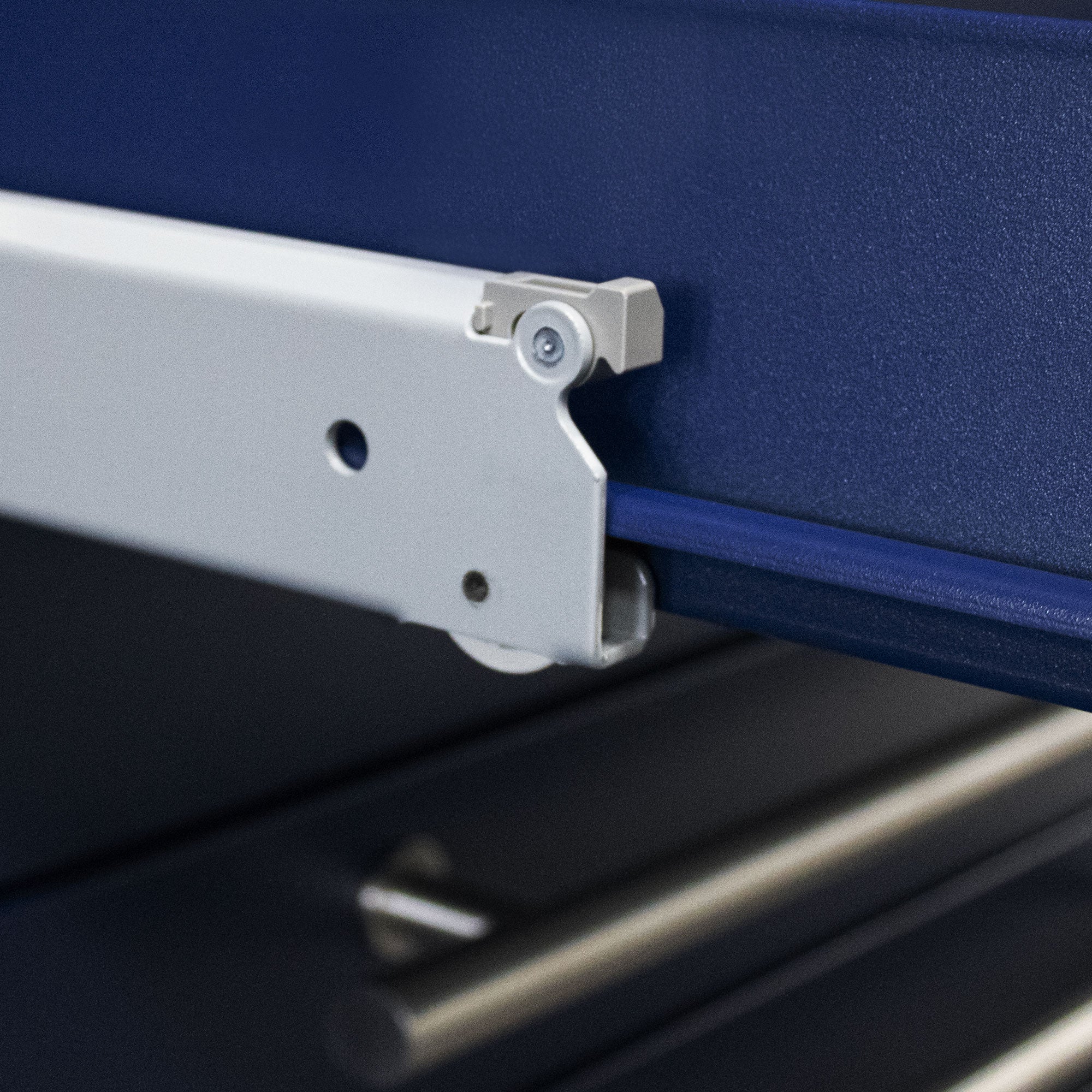 Armoires LUX – Ensemble de 16 pieds – Grand coffre