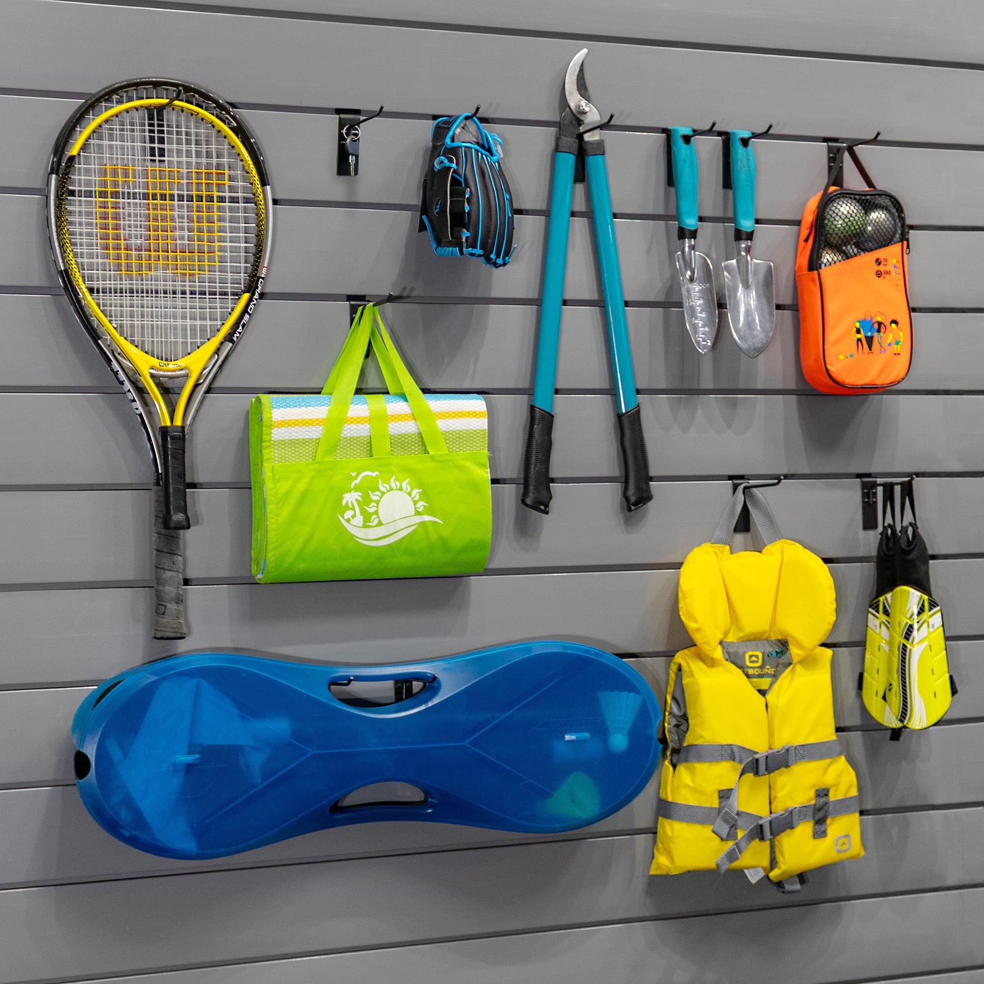 Classic Slatwall Essential Tool Bundle – STEALTH