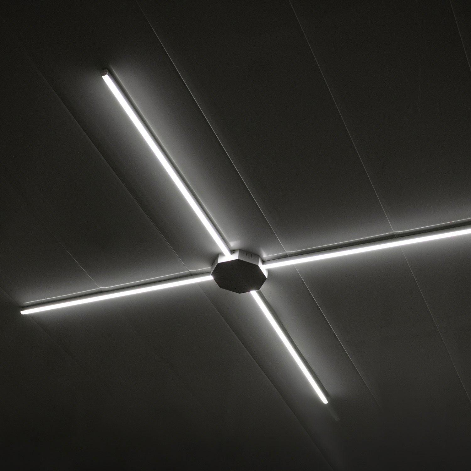 Linear 24 ft. – Lynk Light kit